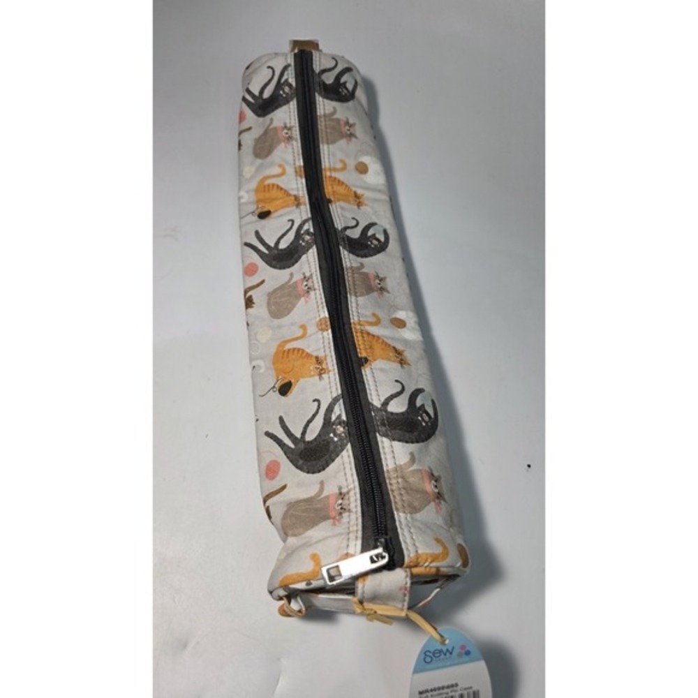 Hobby Gift Fabric Cat Lovers Zippered Knitting Crochet Craft Case Never Used!‎